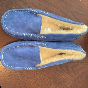 Brand new ugg moccasins size 9